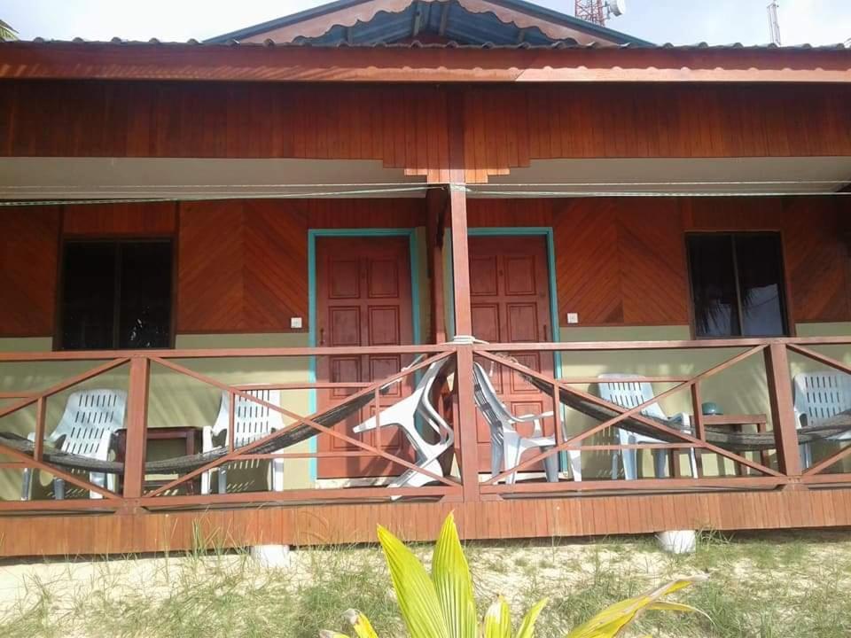 Ella'S Place Salang Tioman Kampong Ayer Batang Eksteriør bilde