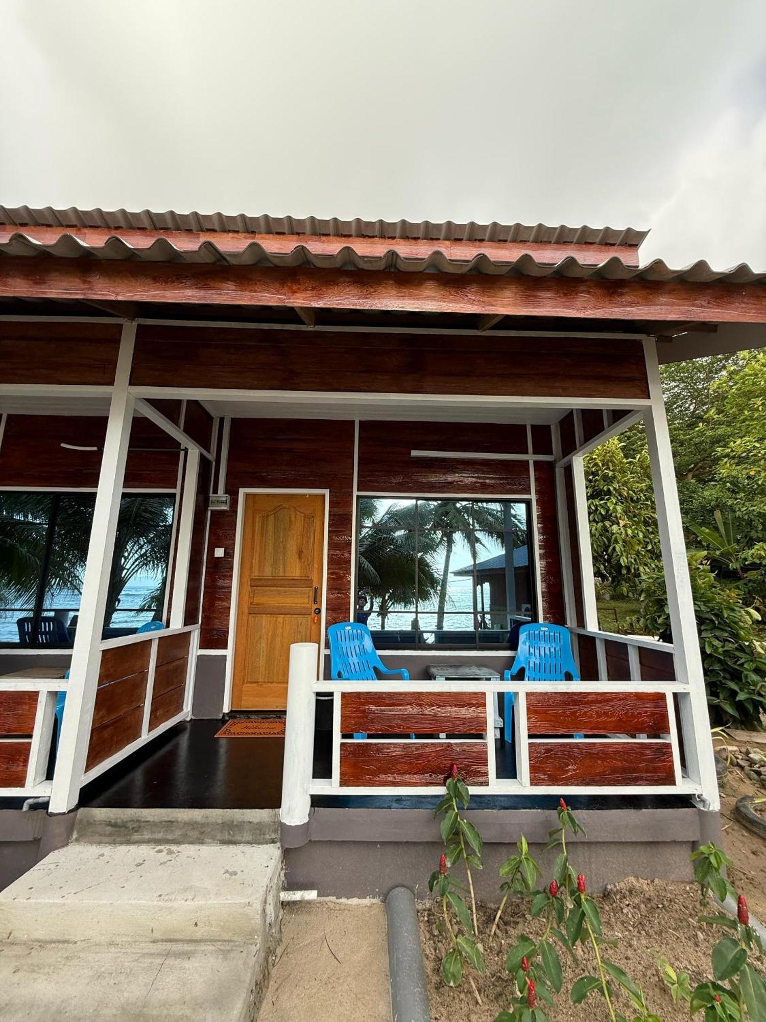 Ella'S Place Salang Tioman Kampong Ayer Batang Eksteriør bilde