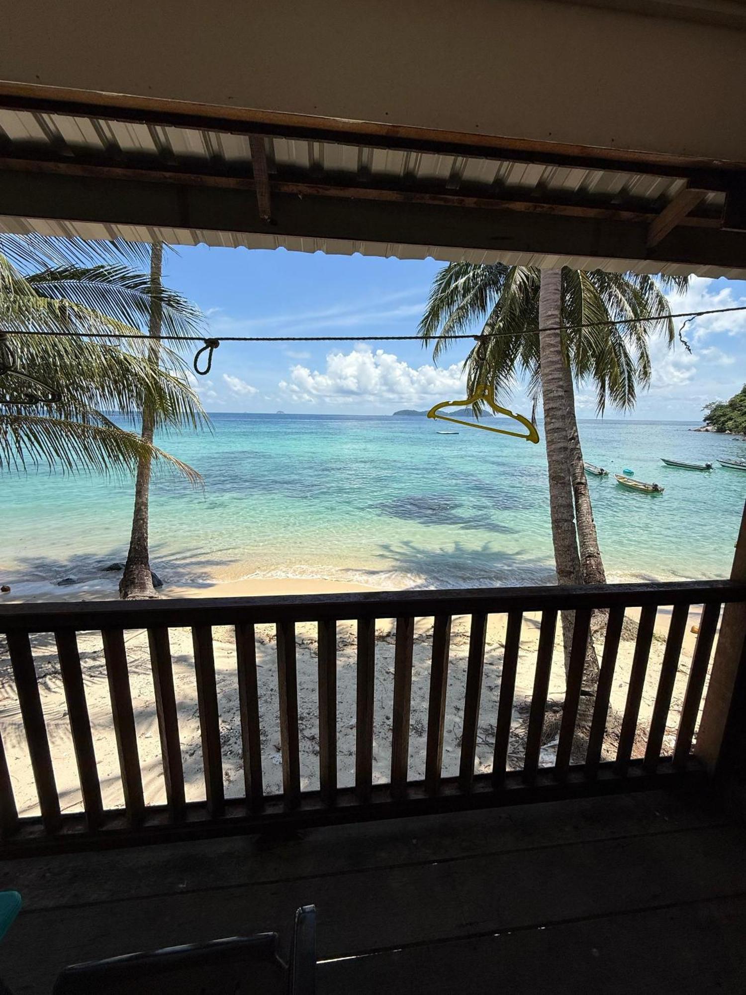 Ella'S Place Salang Tioman Kampong Ayer Batang Eksteriør bilde